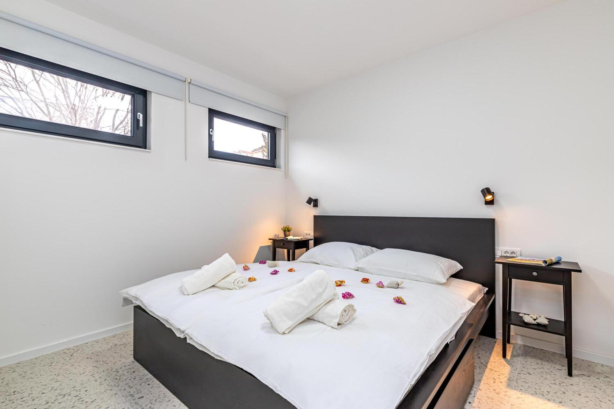 Sapore Di Mare Apartments - Happy Rentals Baška Exteriör bild