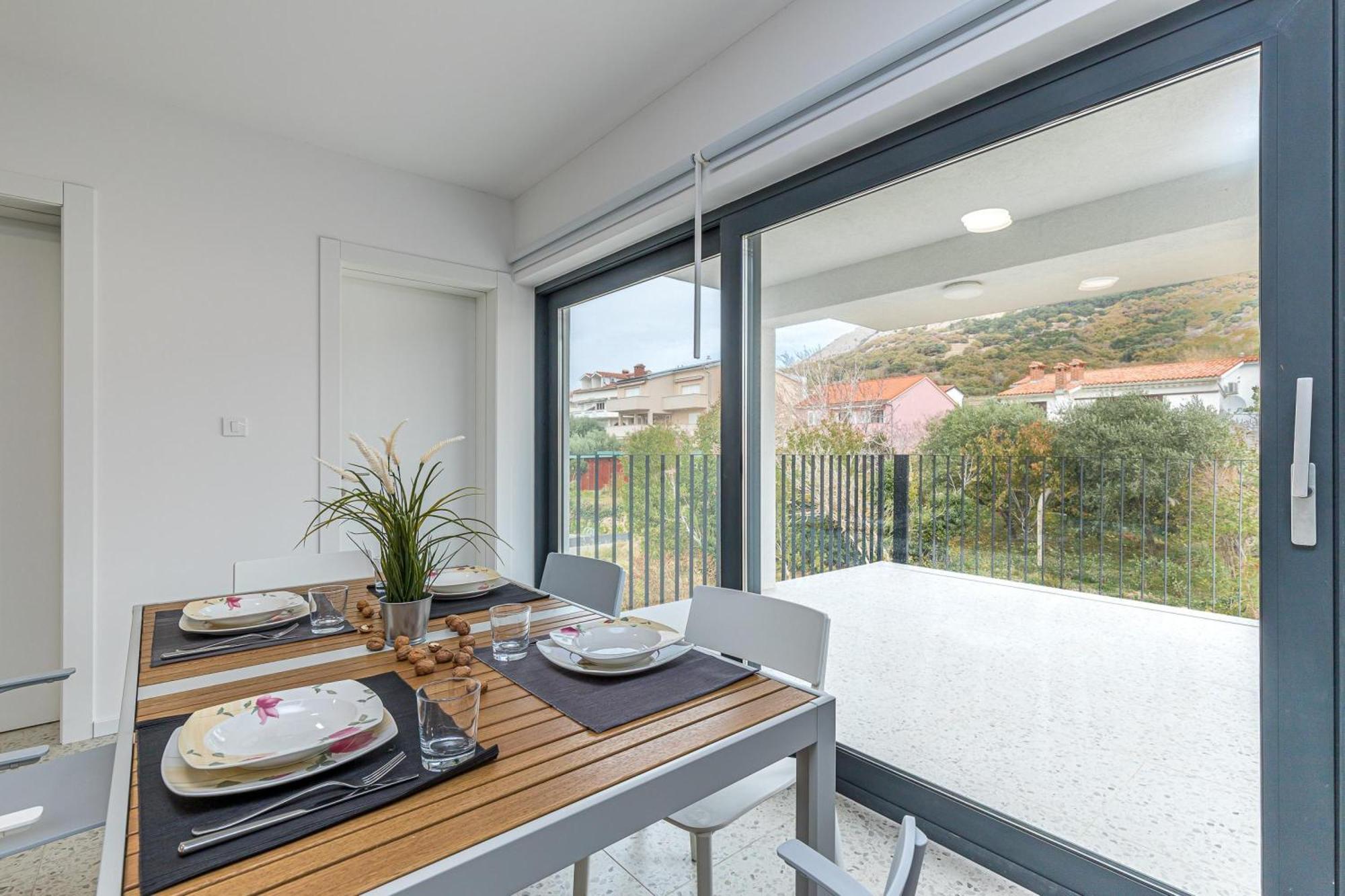 Sapore Di Mare Apartments - Happy Rentals Baška Exteriör bild